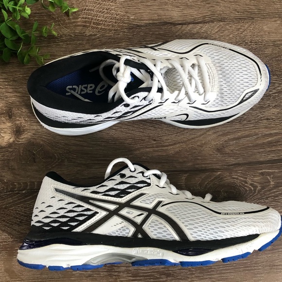 asics gel cumulus size 7
